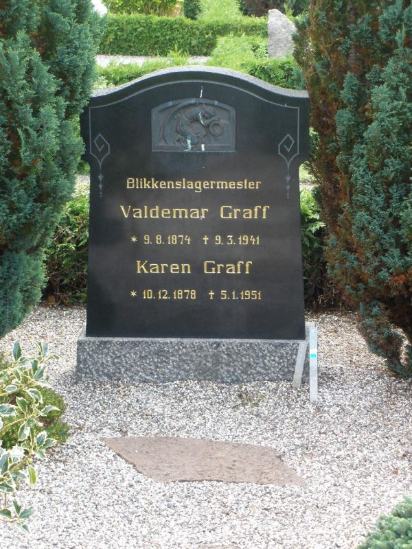 Karen  Graff .JPG
